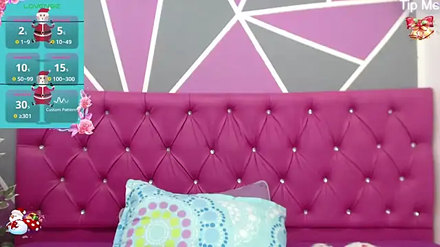 Snapshot of miranda_vegaa chatting on 12, 12, 2024 miranda vegaa online show from 12, 12, 2024