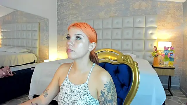 MelaniieRoux online show from 5, 6, 2026