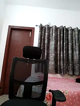 Snapshot of sanaya_baby chatting on 17, 1, 2025 sanaya baby online show from 17, 1, 2025