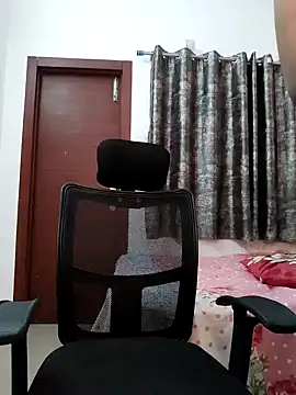 Snapshot of sanaya_baby chatting on 19, 1, 2025 sanaya baby online show from 19, 1, 2025