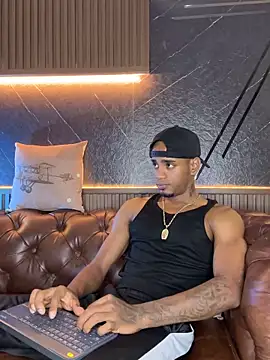 AaronCruz  online show from 11, 2, 2026