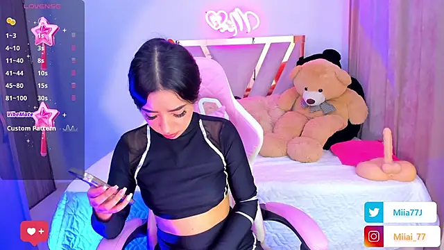 Miia77  online show from 17, 9, 2025