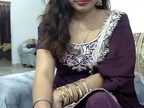 Snapshot of mishi_kaur chatting on 27, 12, 2024 mishi kaur online show from 27, 12, 2024