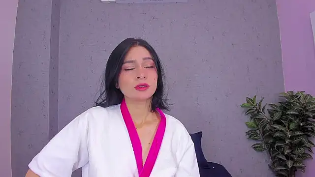 Tiffany mendez online show from 6, 3, 2026