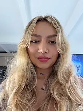 amanda-medrano1 online show from 3, 7, 2026