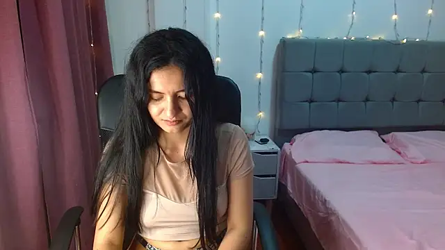ChloeSanchezx online show from 11, 1, 2025