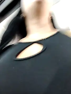 Snapshot of Miia_grand chatting on 5, 3, 2025 Miia grand online show from 5, 3, 2025