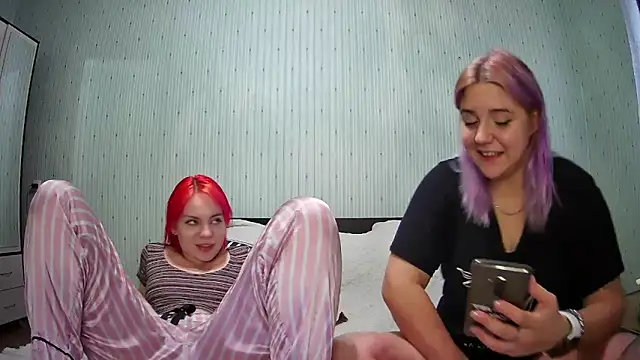 Snapshot of ChrisGirls chatting on 5, 12, 2024 ChrisGirls online show from 5, 12, 2024