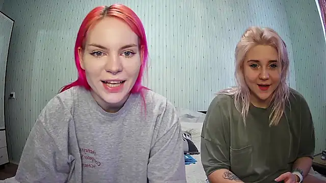 Snapshot of ChrisGirls chatting on 22, 12, 2024 ChrisGirls online show from 22, 12, 2024