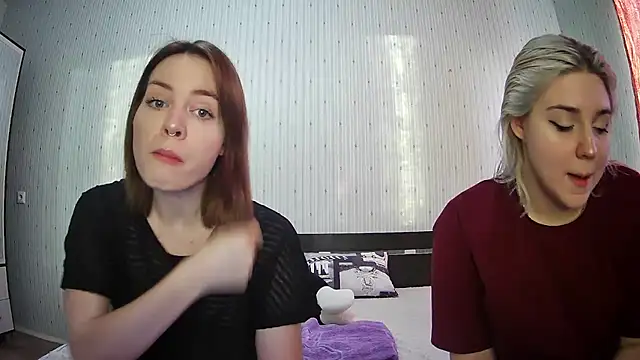 Snapshot of ChrisGirls chatting on 30, 1, 2025 ChrisGirls online show from 30, 1, 2025
