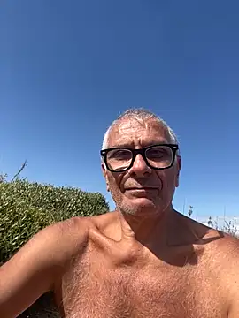 Snapshot of 4n4l1zz4m1 chatting on 14, 5, 2026 4n4l1zz4m1 online show from 14, 5, 2026