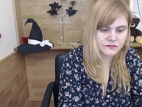 DaniellaKiss online show from 26, 11, 2025