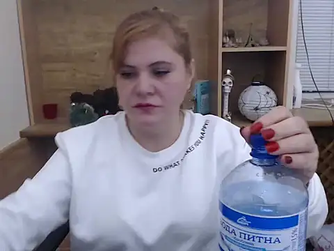 DaniellaKiss online show from 5, 1, 2026