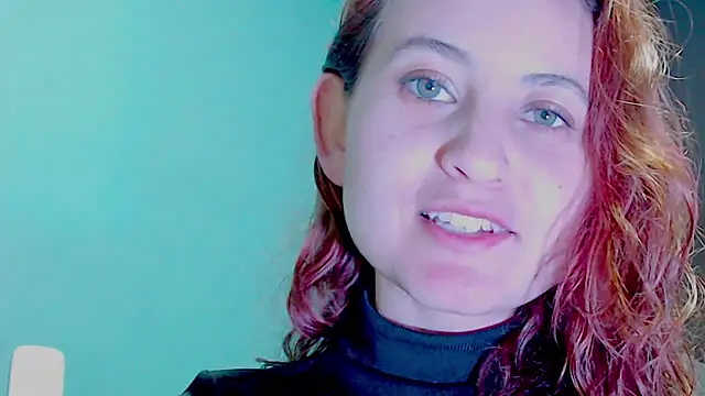 Snapshot of zoe_jones3 chatting on 27, 12, 2024 zoe jones3 online show from 27, 12, 2024