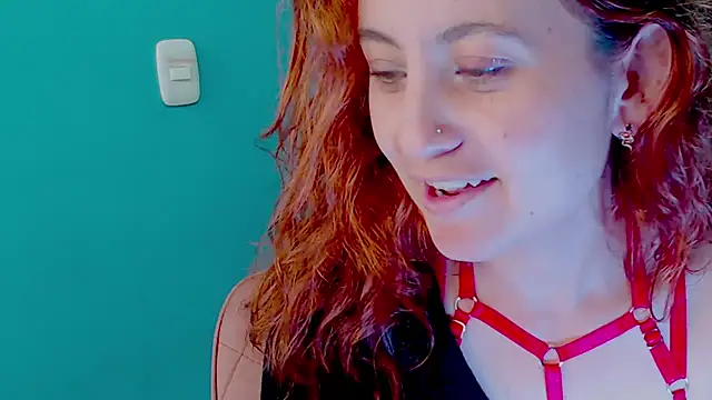 Snapshot of zoe_jones3 chatting on 31, 12, 2024 zoe jones3 online show from 31, 12, 2024
