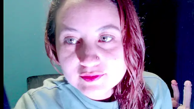 Snapshot of zoe_jones3 chatting on 18, 3, 2025 zoe jones3 online show from 18, 3, 2025