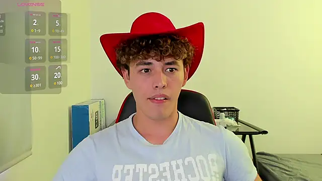 Snapshot of dani_2226 chatting on 13, 12, 2024 dani 2226 online show from 13, 12, 2024