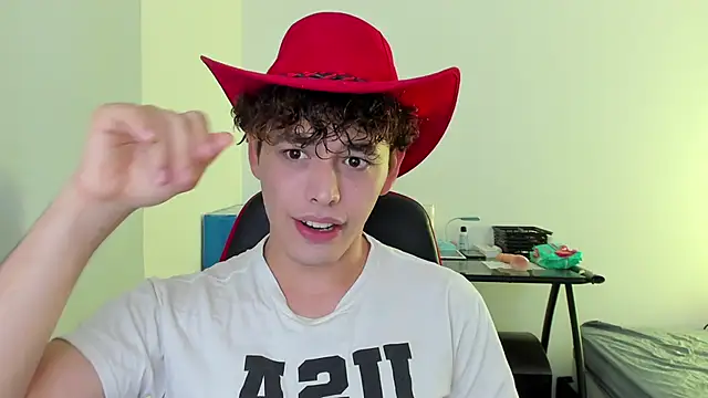 Snapshot of dani_2226 chatting on 21, 12, 2024 dani 2226 online show from 21, 12, 2024