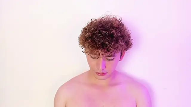 Snapshot of dani_2226 chatting on 1, 1, 2025 dani 2226 online show from 1, 1, 2025