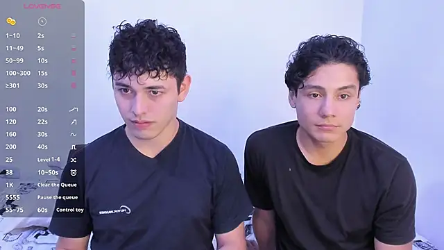 Snapshot of dani_2226 chatting on 1, 10, 2025 dani 2226 online show from 1, 10, 2025