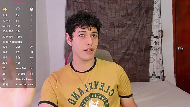 Snapshot of dani_2226 chatting on 8, 11, 2025 dani 2226 online show from 8, 11, 2025