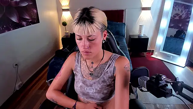 Snapshot of _sharlotte777 chatting on 18, 1, 2025 sharlotte777 online show from 18, 1, 2025