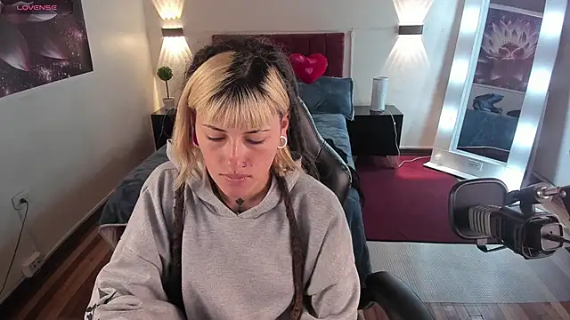 Snapshot of _sharlotte777 chatting on 25, 1, 2025 sharlotte777 online show from 25, 1, 2025