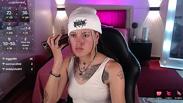 Snapshot of _sharlotte777 chatting on 11, 3, 2025 sharlotte777 online show from 11, 3, 2025