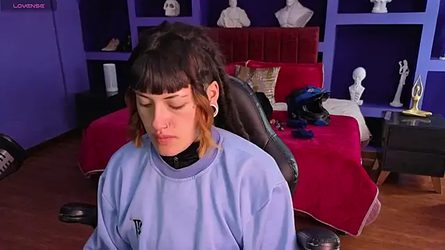 Snapshot of _sharlotte777 chatting on 11, 9, 2025 sharlotte777 online show from 11, 9, 2025