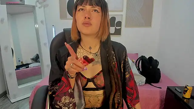 Snapshot of _sharlotte777 chatting on 27, 9, 2025 sharlotte777 online show from 27, 9, 2025