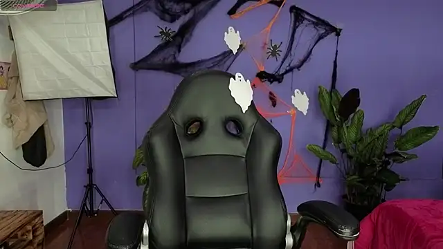 Snapshot of _sharlotte777 chatting on 1, 11, 2025 sharlotte777 online show from 1, 11, 2025