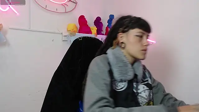 Snapshot of _sharlotte777 chatting on 24, 11, 2025 sharlotte777 online show from 24, 11, 2025