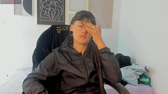 Snapshot of _sharlotte777 chatting on 28, 11, 2025 sharlotte777 online show from 28, 11, 2025