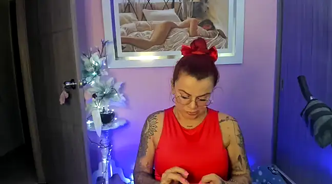 KAROL MILF online show from 8, 2, 2025