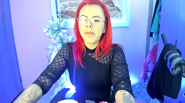 KAROL MILF online show from 18, 3, 2025