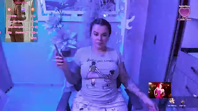 Snapshot of KAROL_MILF chatting on 30, 4, 2026 KAROL MILF online show from 30, 4, 2026