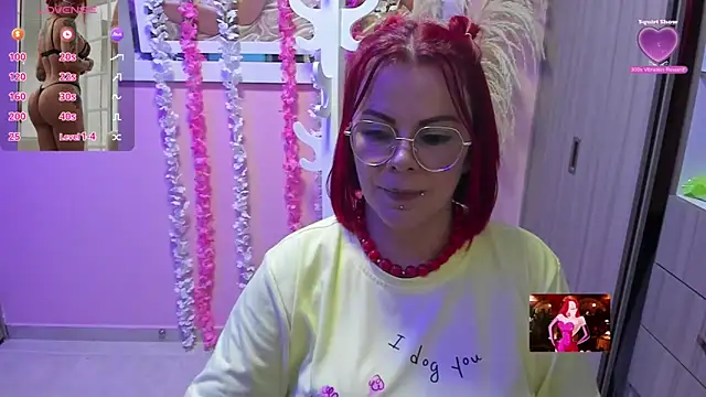 Snapshot of KAROL_MILF chatting on 24, 7, 2026 KAROL MILF online show from 24, 7, 2026