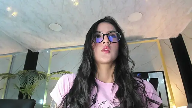 Princess Violett online show from 6, 4, 2026