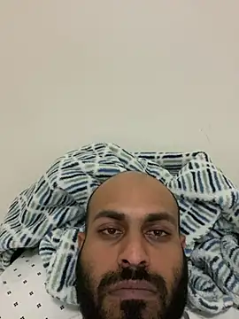 Snapshot of islandvybee55 chatting on 9, 3, 2025 islandvybee55 online show from 9, 3, 2025