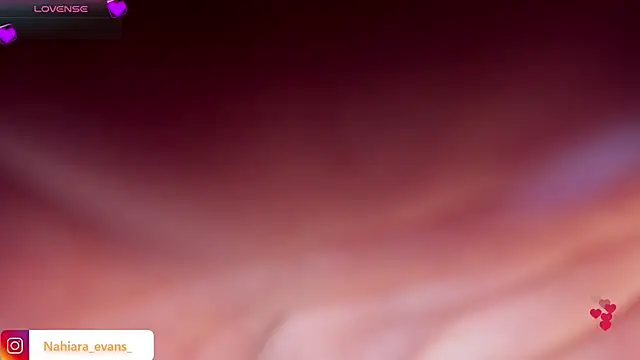Snapshot of NahiaraEvans_ chatting on 24, 9, 2025 NahiaraEvans online show from 24, 9, 2025