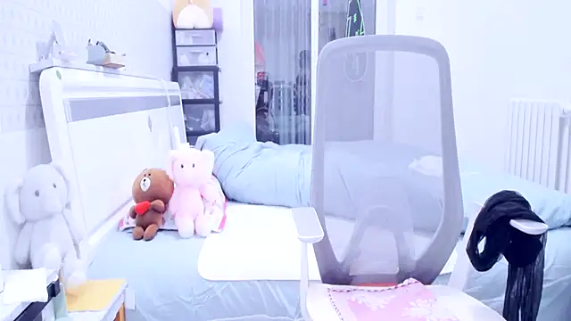 CN-Lily online show from 13, 1, 2025