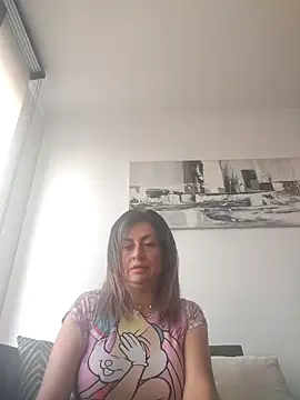 Latiinvenushot online show from 28, 11, 2025