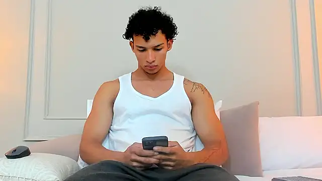 Snapshot of Dominick_star chatting on 6, 12, 2024 Dominick star online show from 6, 12, 2024