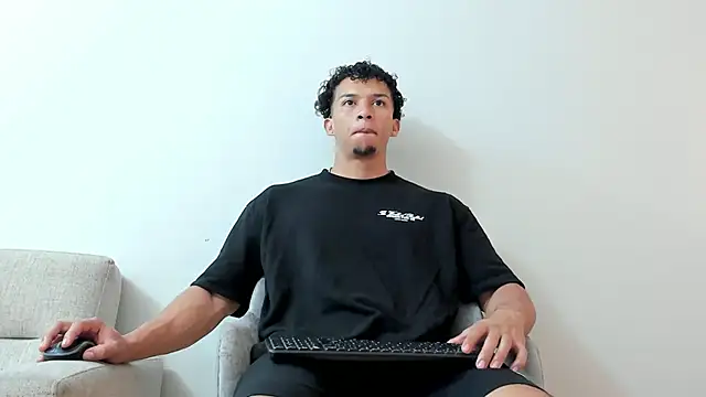 Snapshot of Dominick_star chatting on 27, 1, 2025 Dominick star online show from 27, 1, 2025