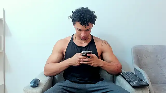 Snapshot of Dominick_star chatting on 28, 1, 2025 Dominick star online show from 28, 1, 2025