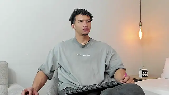 Snapshot of Dominick_star chatting on 9, 2, 2025 Dominick star online show from 9, 2, 2025