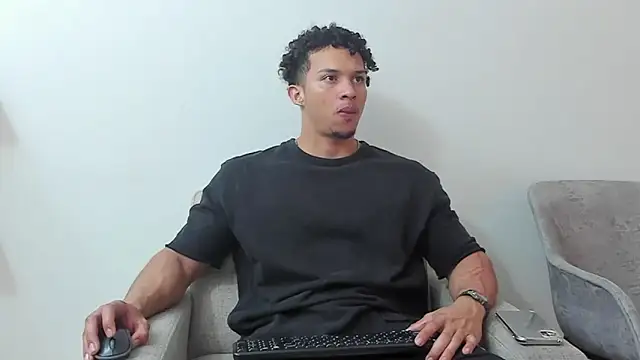 Snapshot of Dominick_star chatting on 10, 2, 2025 Dominick star online show from 10, 2, 2025