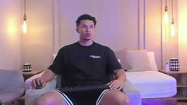 Snapshot of Dominick_star chatting on 4, 3, 2025 Dominick star online show from 4, 3, 2025