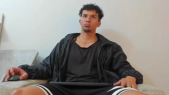 Snapshot of Dominick_star chatting on 18, 3, 2025 Dominick star online show from 18, 3, 2025