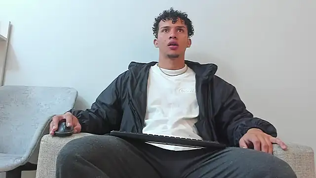 Snapshot of Dominick_star chatting on 19, 3, 2025 Dominick star online show from 19, 3, 2025